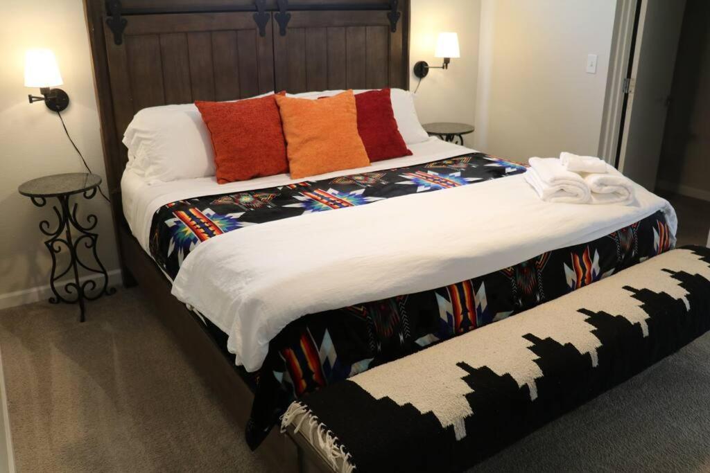 Cowboy Den-Hot Tub-Game Room-Pet Friendly-No Pet Fees! Albuquerque Ngoại thất bức ảnh
