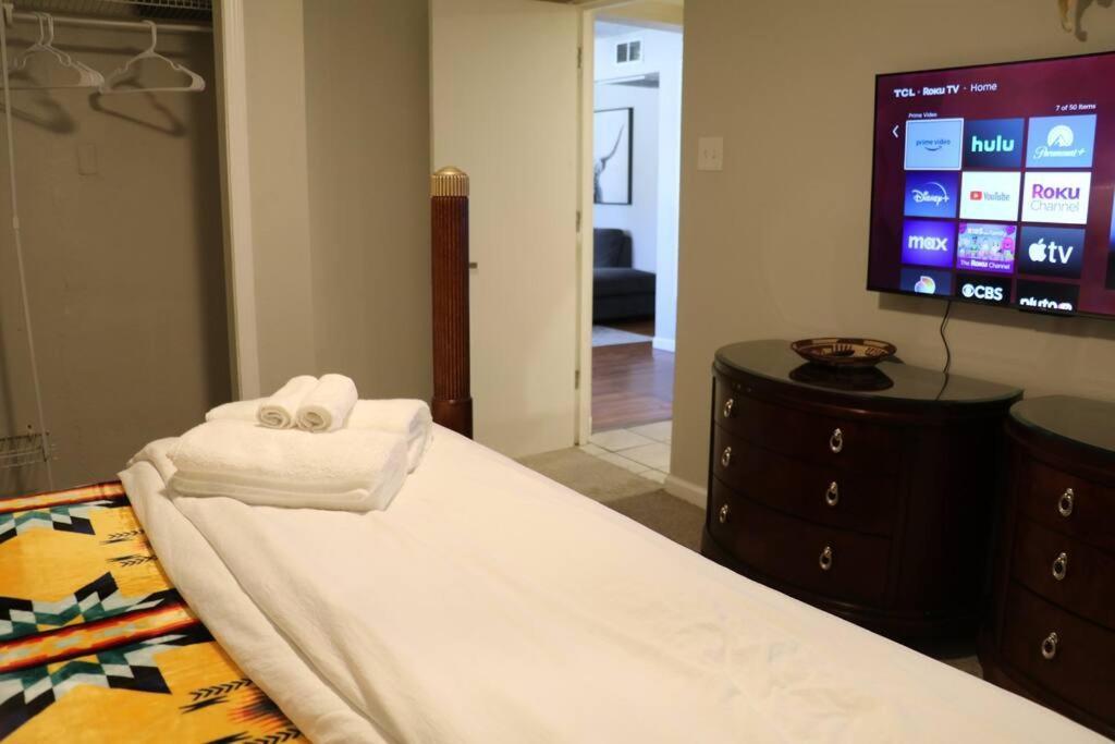 Cowboy Den-Hot Tub-Game Room-Pet Friendly-No Pet Fees! Albuquerque Ngoại thất bức ảnh