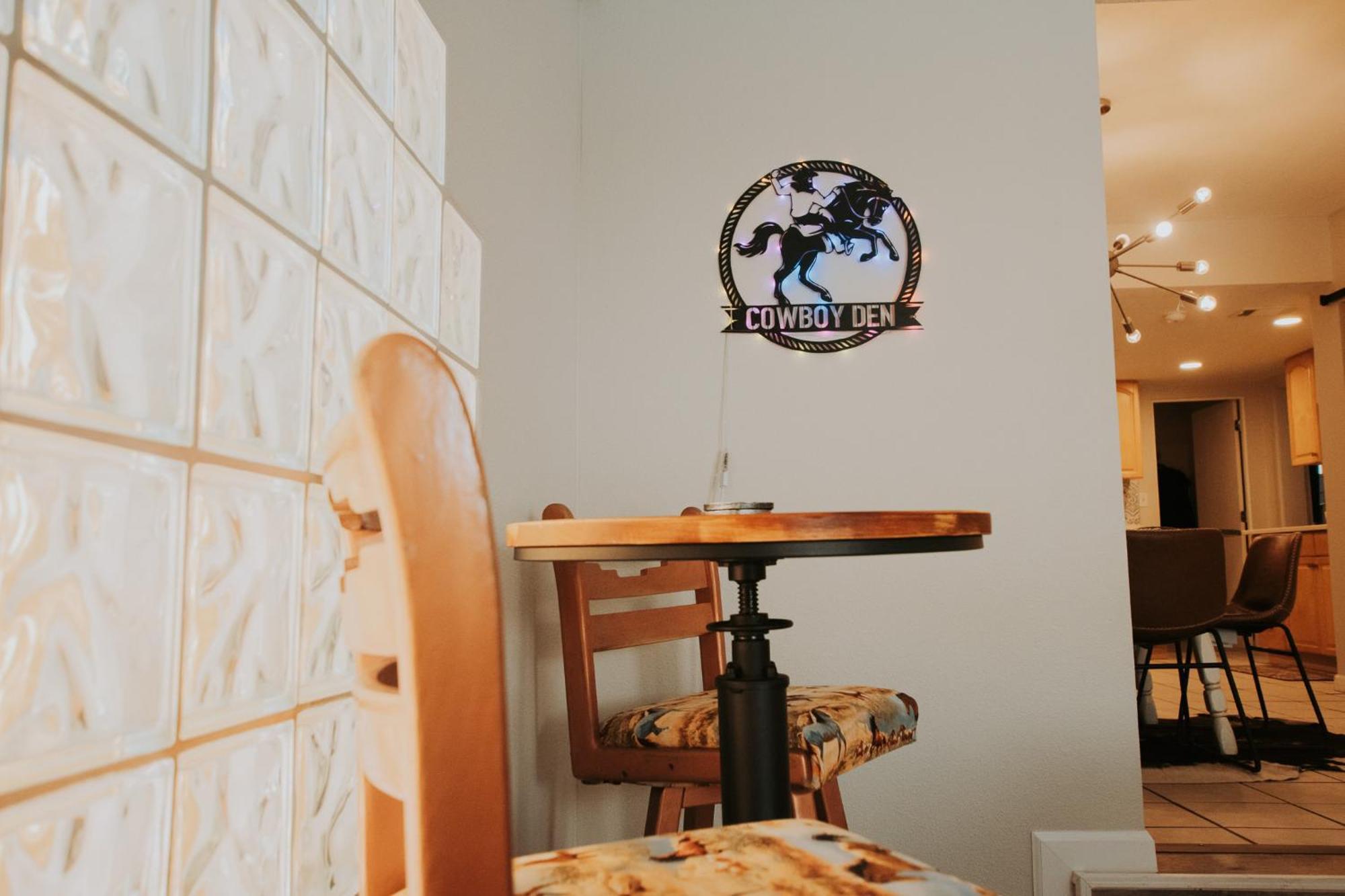Cowboy Den-Hot Tub-Game Room-Pet Friendly-No Pet Fees! Albuquerque Ngoại thất bức ảnh