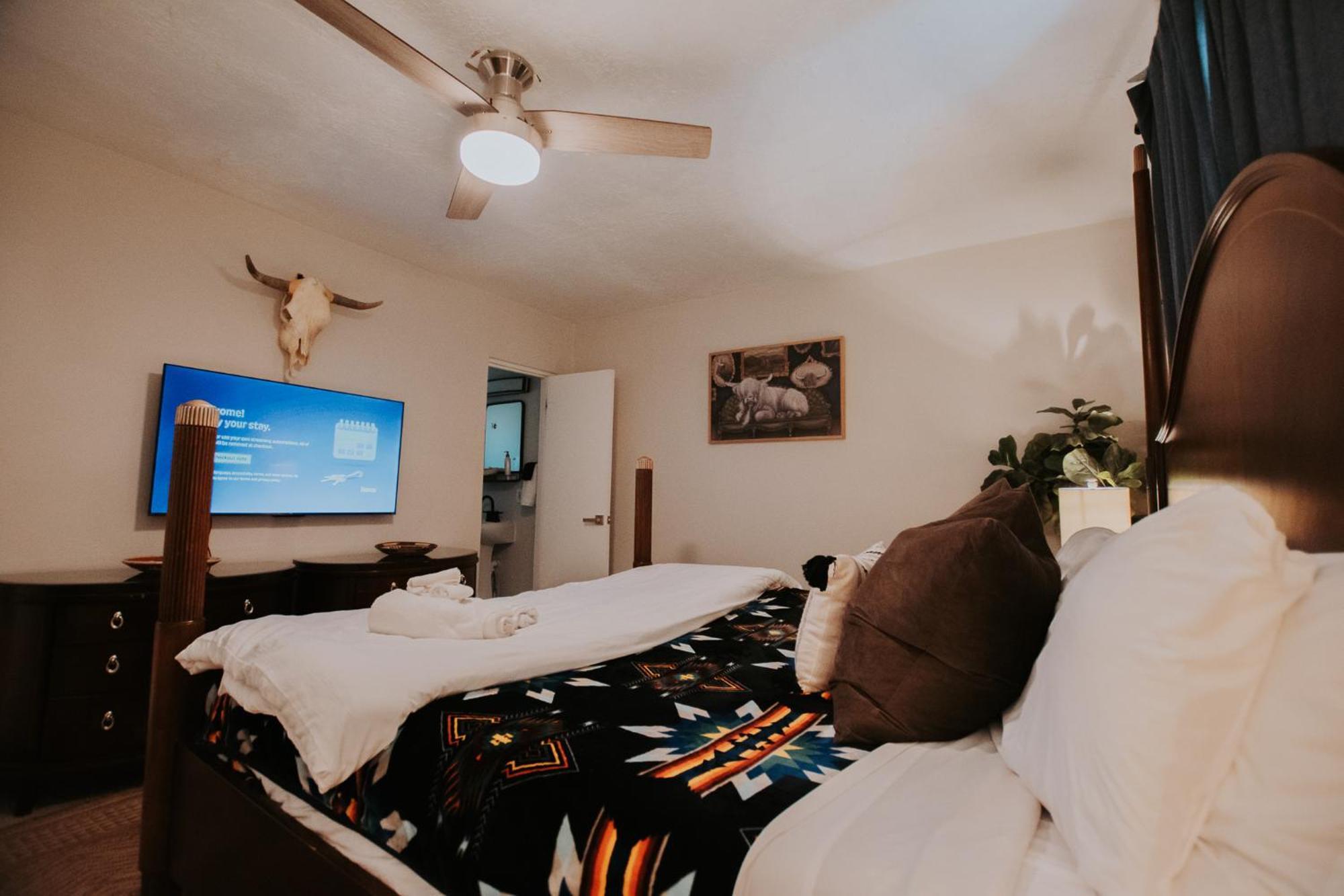 Cowboy Den-Hot Tub-Game Room-Pet Friendly-No Pet Fees! Albuquerque Ngoại thất bức ảnh