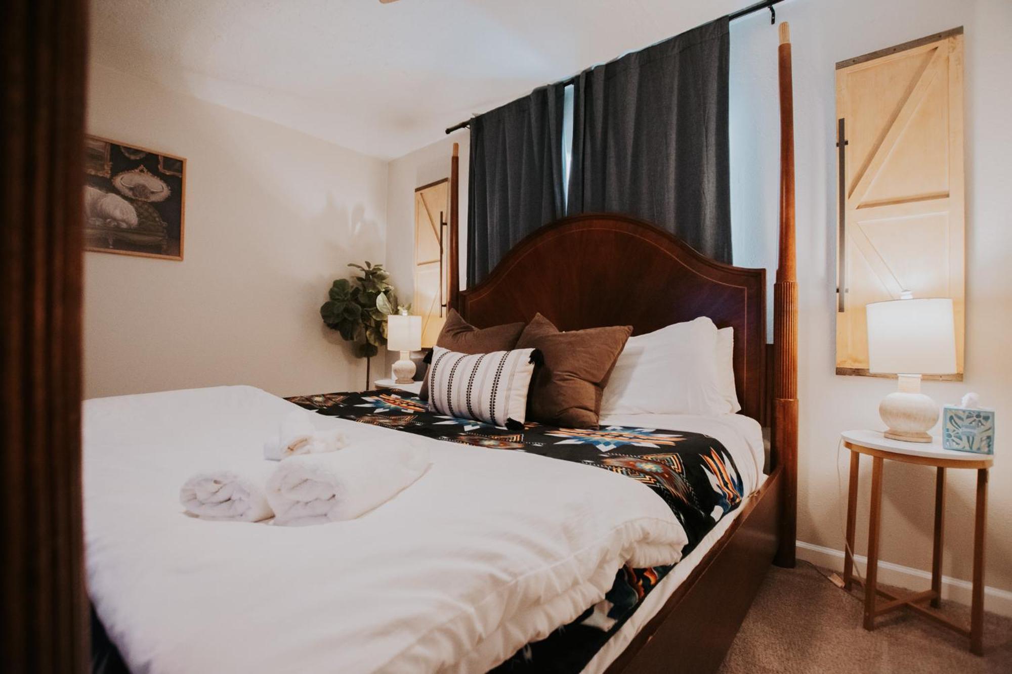 Cowboy Den-Hot Tub-Game Room-Pet Friendly-No Pet Fees! Albuquerque Ngoại thất bức ảnh