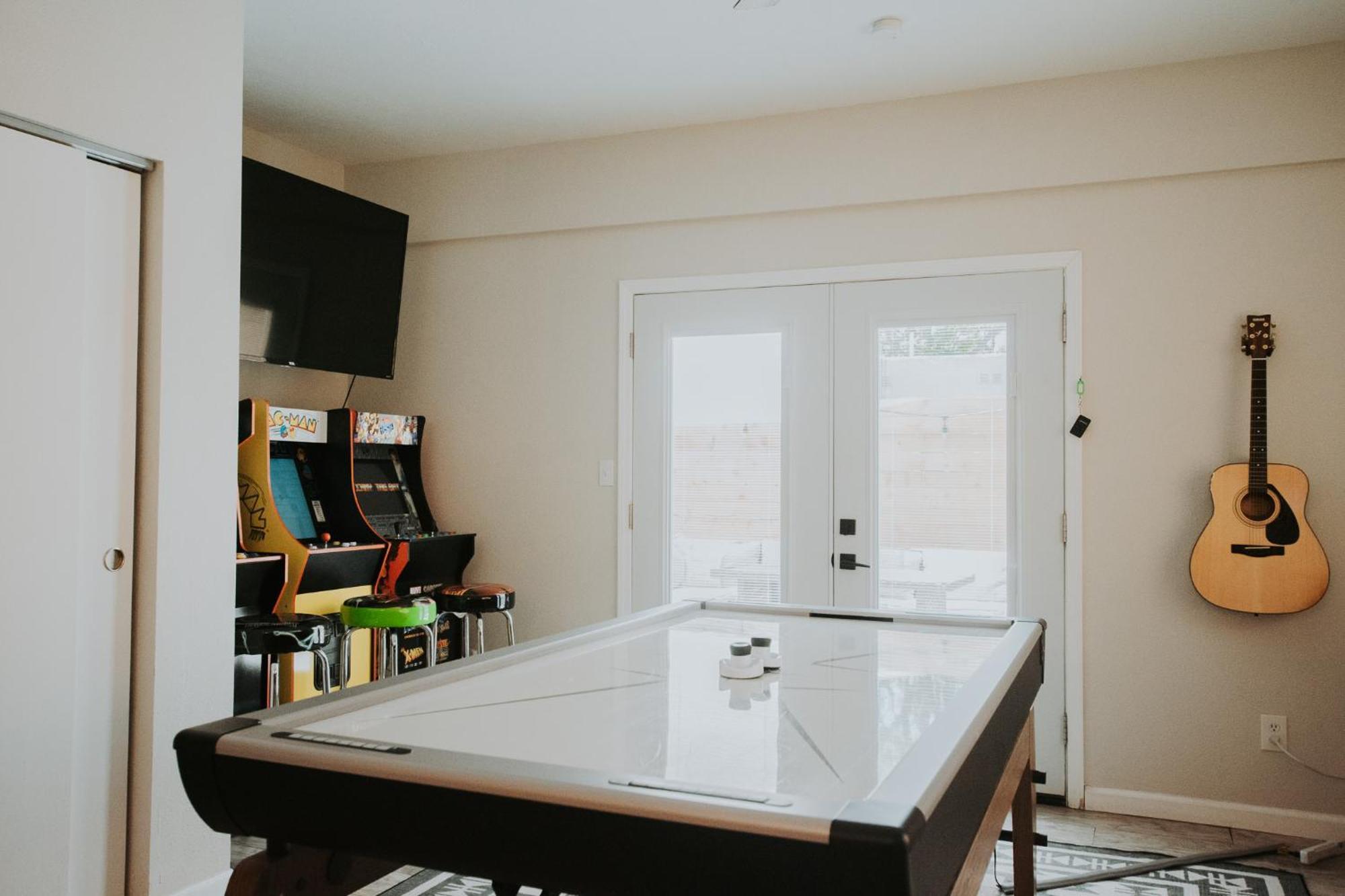 Cowboy Den-Hot Tub-Game Room-Pet Friendly-No Pet Fees! Albuquerque Ngoại thất bức ảnh
