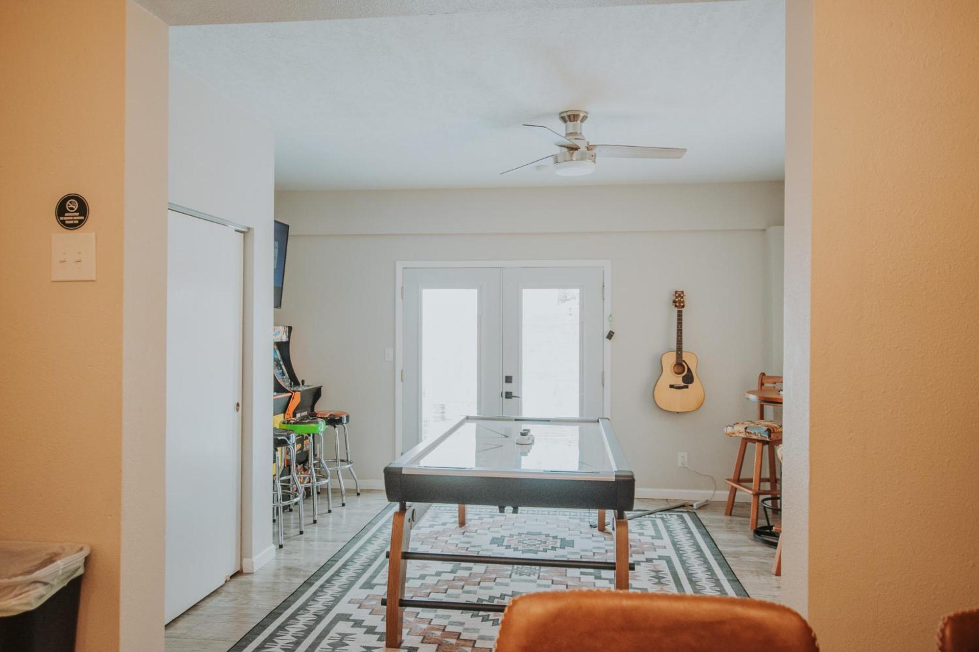 Cowboy Den-Hot Tub-Game Room-Pet Friendly-No Pet Fees! Albuquerque Ngoại thất bức ảnh